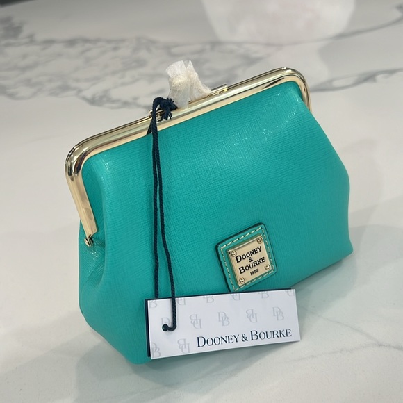 💚Cute.DOONEY & BOURKE KISSLOCK Coin & Card HOLDER.. - Picture 16 of 16